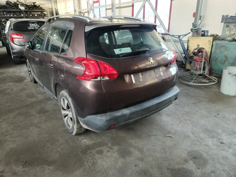 Peugeot 2008 1.2i,1.2t,1.6hdi, снимка 4 - Автомобили и джипове - 44699408