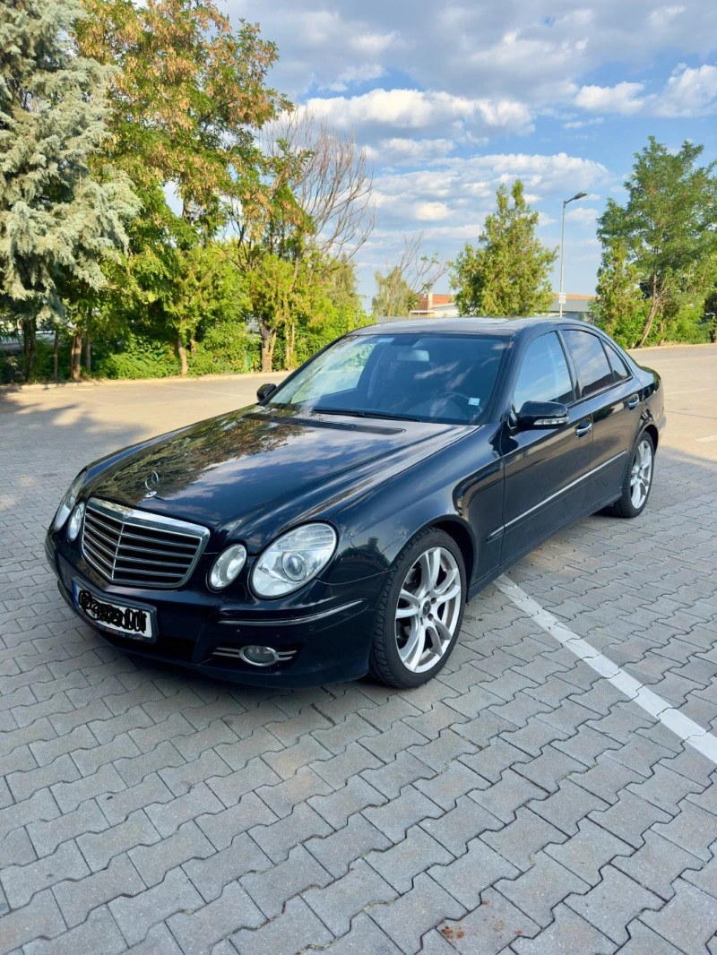 Mercedes-Benz E 220 Avangard, снимка 2 - Автомобили и джипове - 49377311