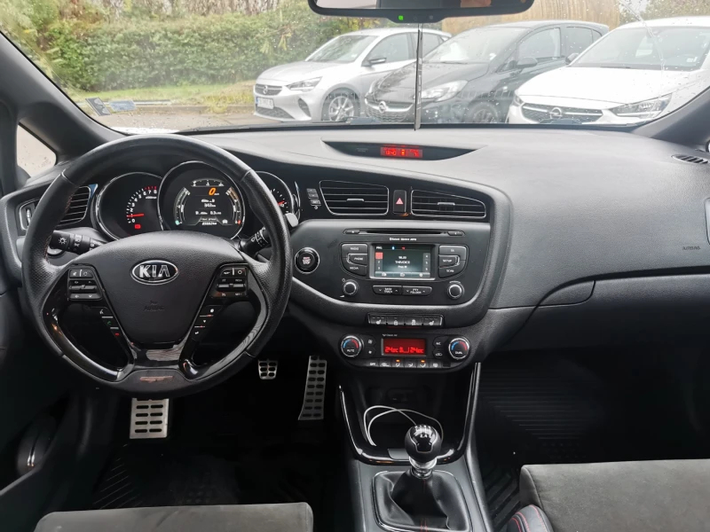 Kia Ceed GT, снимка 10 - Автомобили и джипове - 47967801