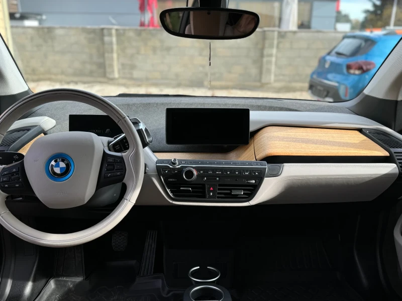 BMW i3 94Ah Navigation , снимка 9 - Автомобили и джипове - 48078761