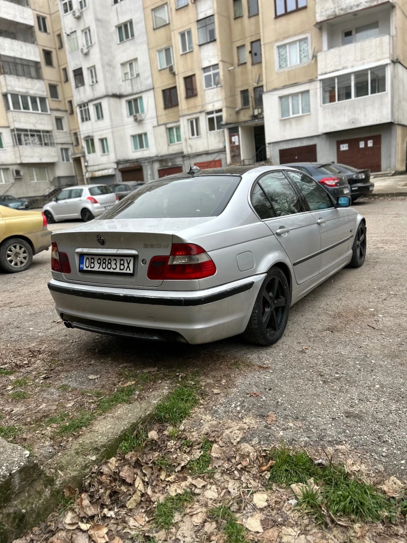 BMW 330, снимка 5 - Автомобили и джипове - 49025102