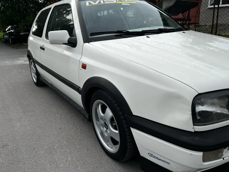 VW Golf, снимка 5 - Автомобили и джипове - 49306790