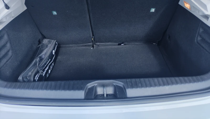 Renault Clio 1.0TCe/ 100к.с./Life, снимка 14 - Автомобили и джипове - 51193821