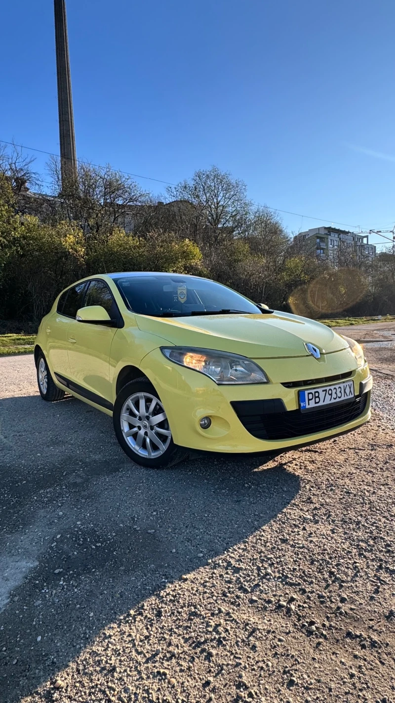 Renault Megane 1.6, снимка 3 - Автомобили и джипове - 52588324