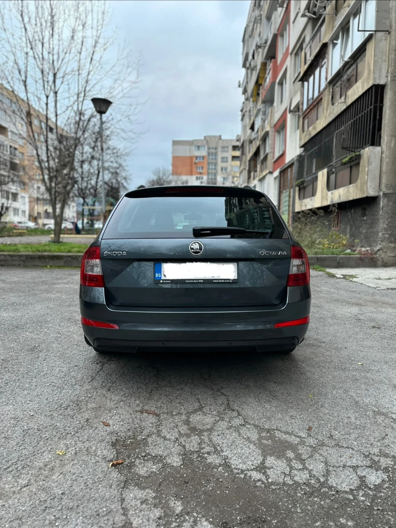 Skoda Octavia 2.0TDI, снимка 2 - Автомобили и джипове - 52693233