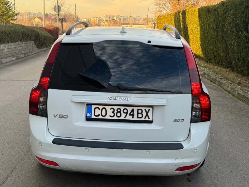 Volvo V50 Първи собственик автоматик дизел топ !!!, снимка 5 - Автомобили и джипове - 52831457