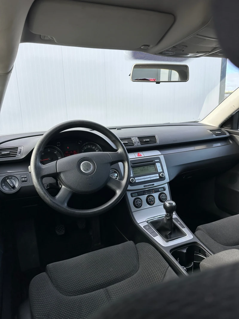 VW Passat VW Passat 2.0TDI 140к.с , снимка 16 - Автомобили и джипове - 52905207
