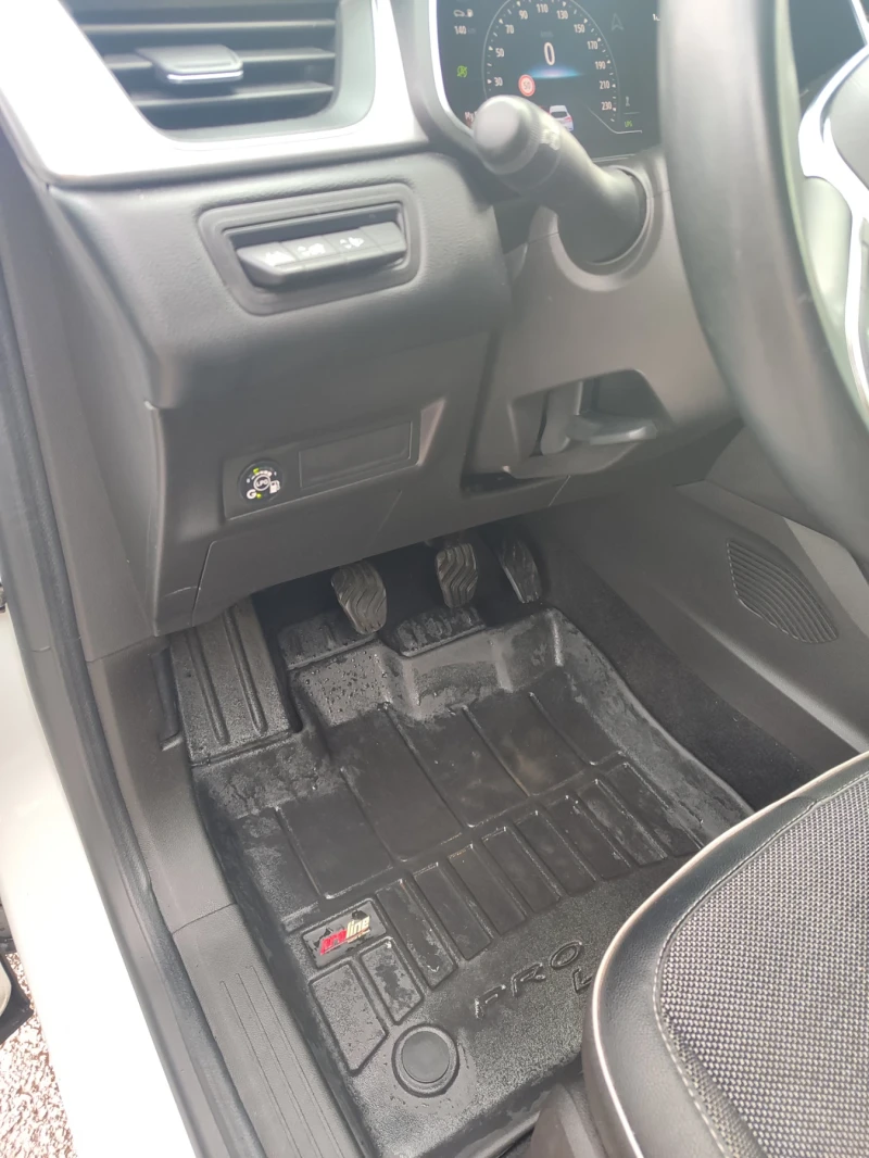 Renault Captur 1.00 - 100 к.с. бензин с газ , снимка 15 - Автомобили и джипове - 53041822