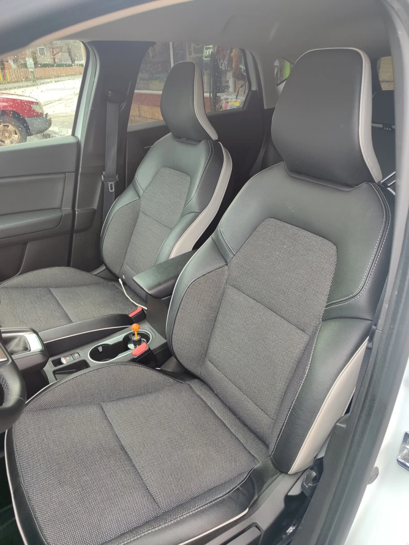 Renault Captur 1.00 - 100 к.с. бензин с газ , снимка 13 - Автомобили и джипове - 53041822