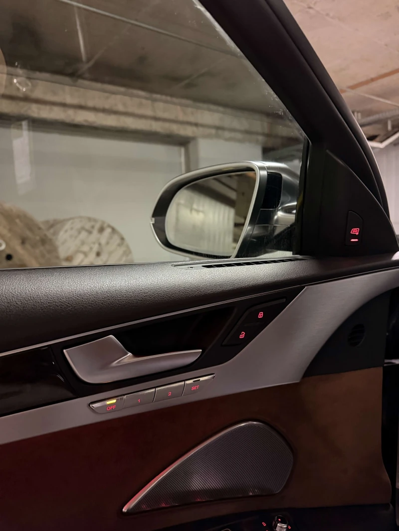 Audi S8 PLUS, снимка 10 - Автомобили и джипове - 53433730