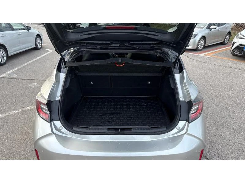 Toyota Corolla 2.0 HSD CVT FWD LOUNGE, снимка 10 - Автомобили и джипове - 54476468
