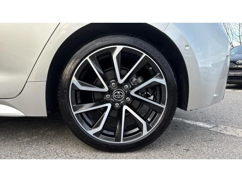 Toyota Corolla 2.0 HSD CVT FWD LOUNGE, снимка 16 - Автомобили и джипове - 54476468