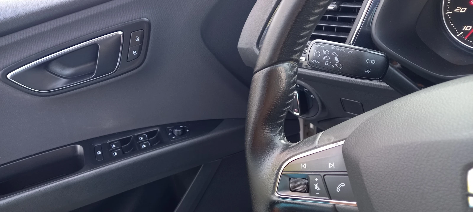 Seat Leon 1.4  /     | Mobile.bg   15