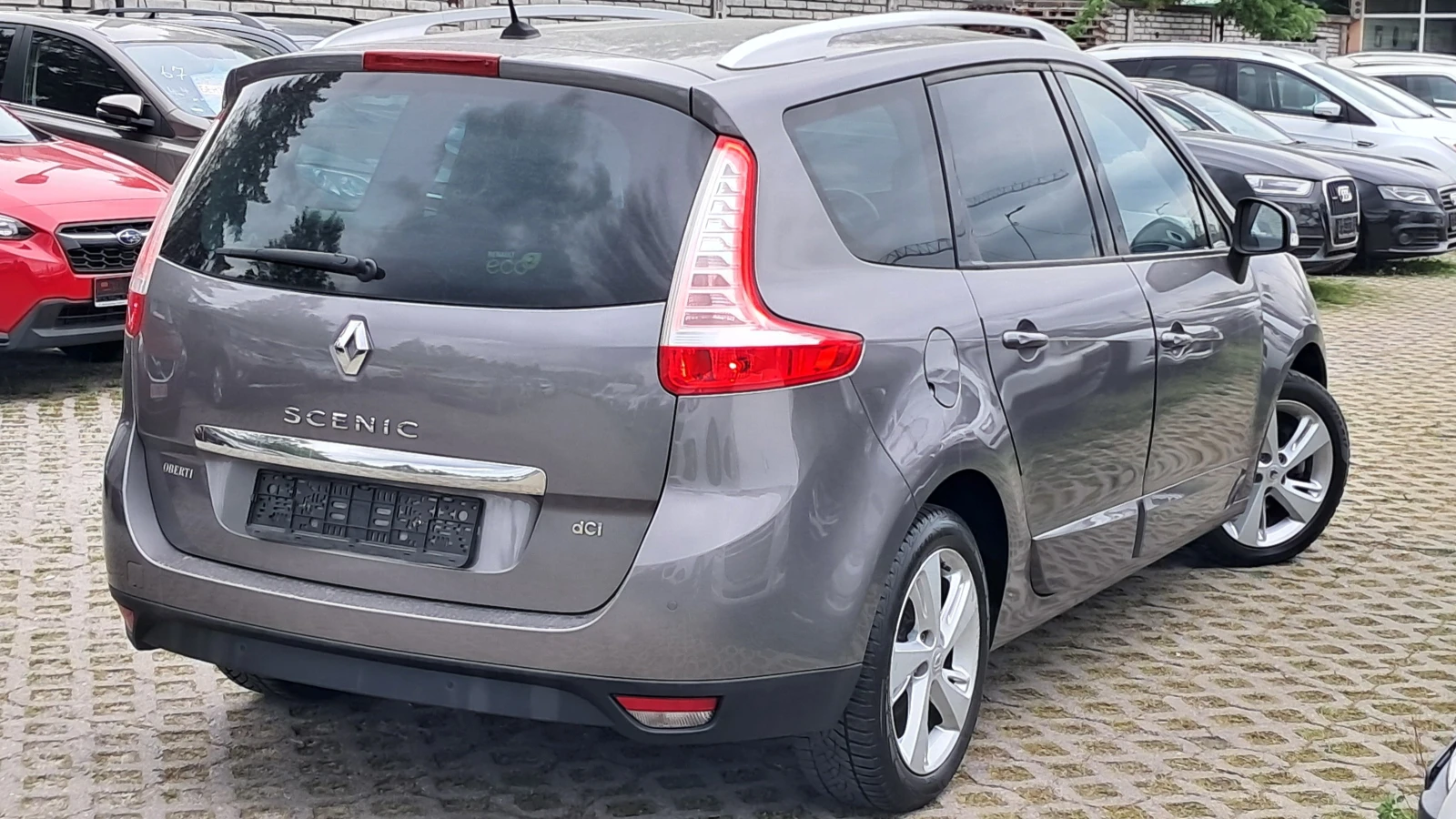 Renault Grand scenic FULL РЕАЛ КМ ИЗКЛЮЧИТЕЛЕН 7-МЕСТА СЕРВИ КНИЖ УНИКТ, снимка 5 - Автомобили и джипове - 7909209