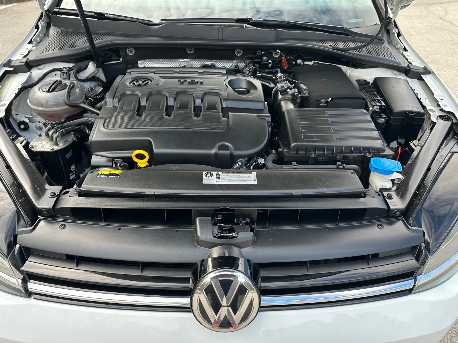 VW Golf 7.5* 1.6TDI* Facelift* Euro6 - изображение 9