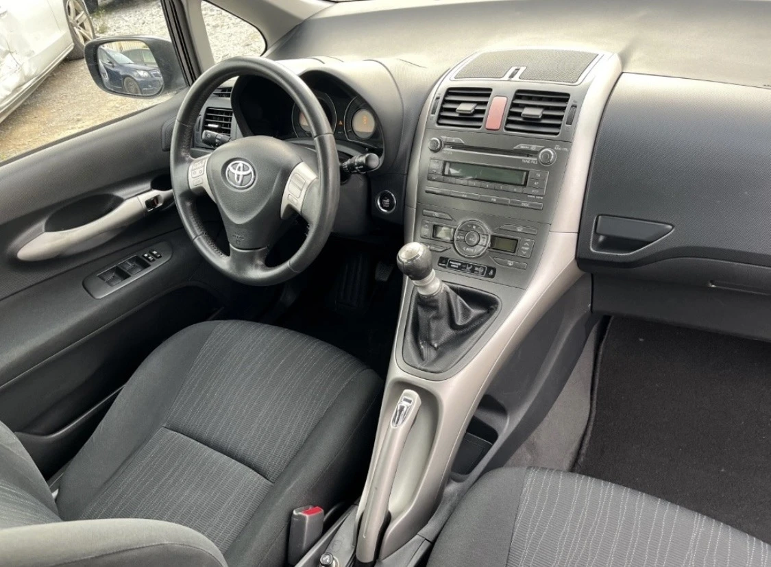 Toyota Auris 2.0-126 | Mobile.bg   12