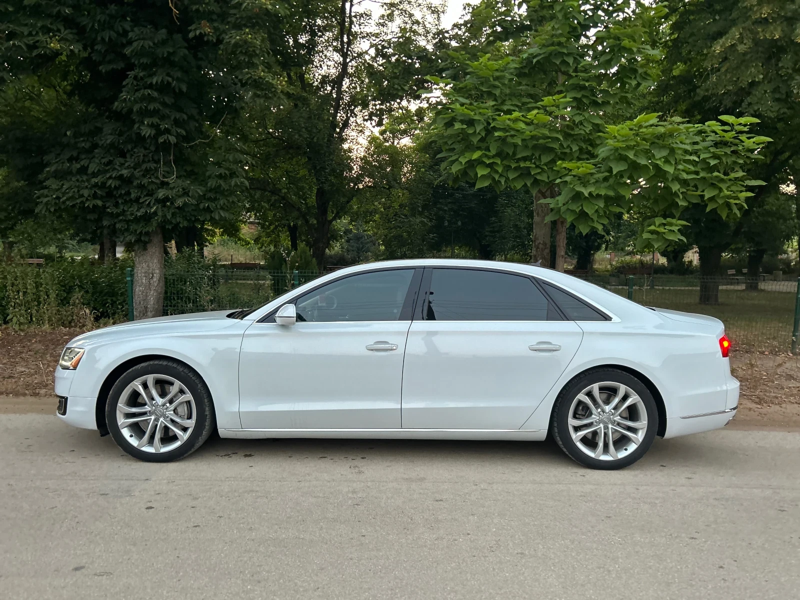 Audi A8 L* 4.0i* QUATTRO* PANO* B&O* H-UP*  - изображение 8