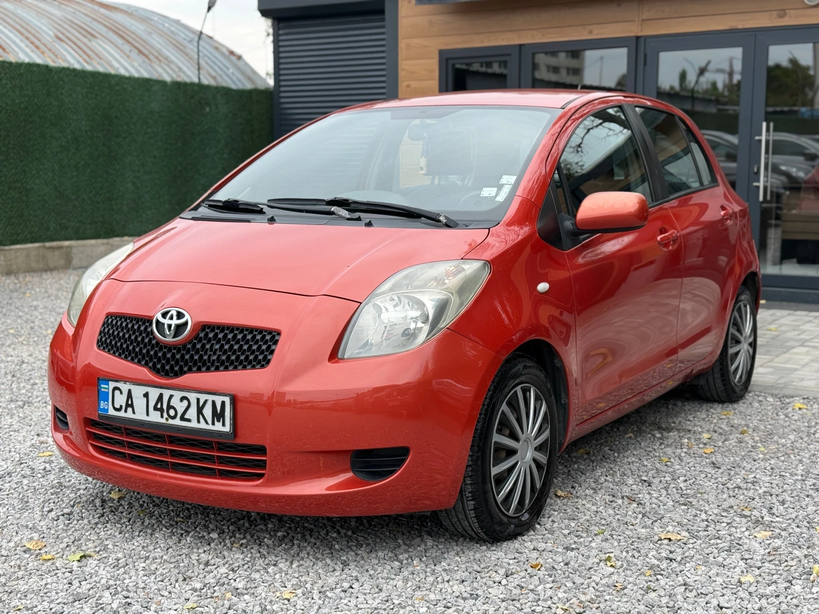 Toyota Yaris 1.3i/Automatic/ | Mobile.bg   1