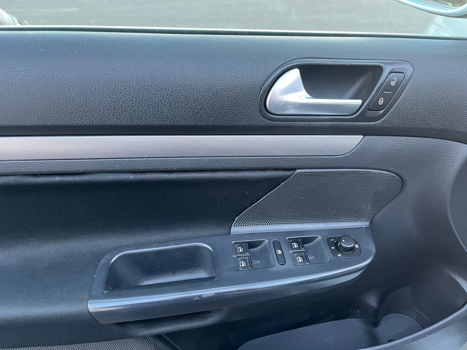 VW Golf 1.6i 102k.c. * Comfortline * AC *   | Mobile.bg   11