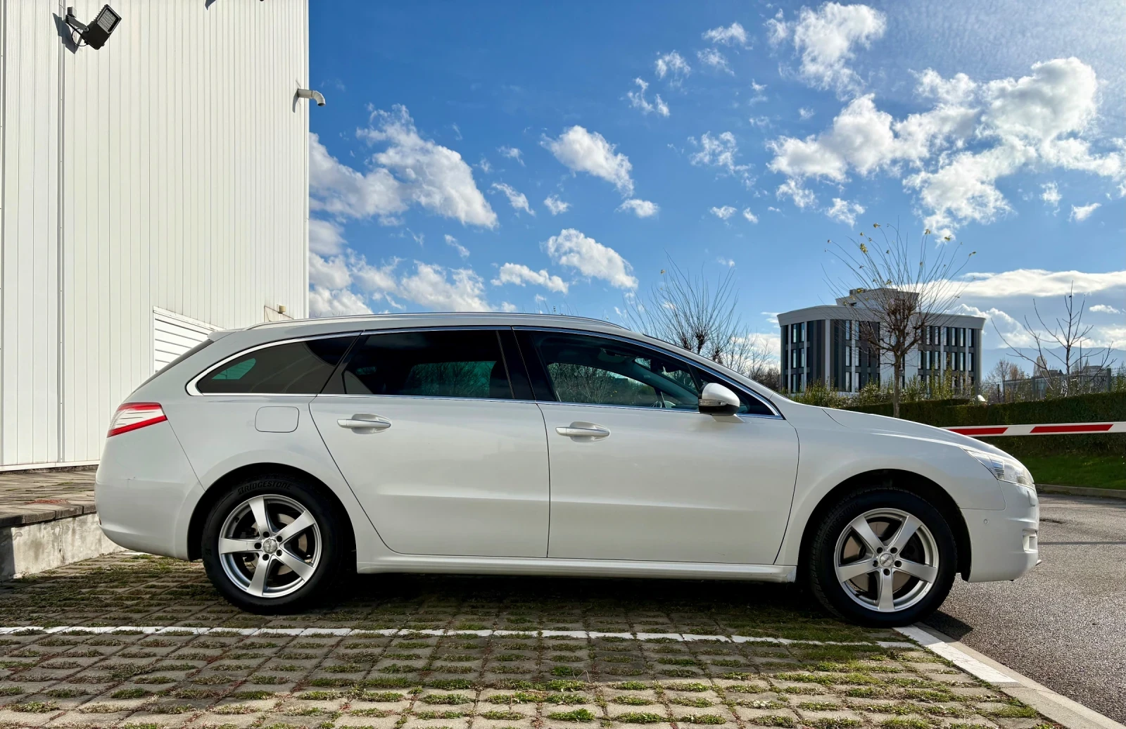 Peugeot 508 GT | 204 к.с. | 2014 г.| JBL Audio | МАСАЖ | ПАМЕТ - изображение 8