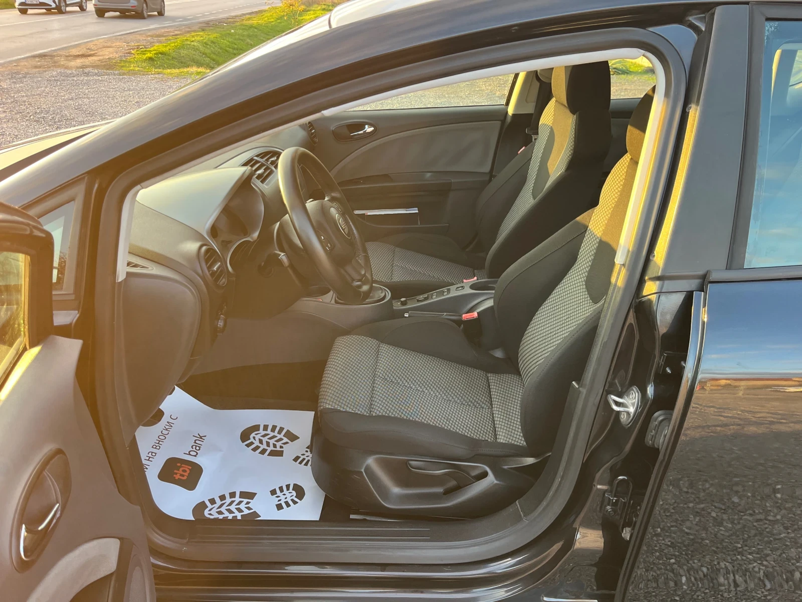 Seat Leon 1.9/КАТО НОВА - изображение 9