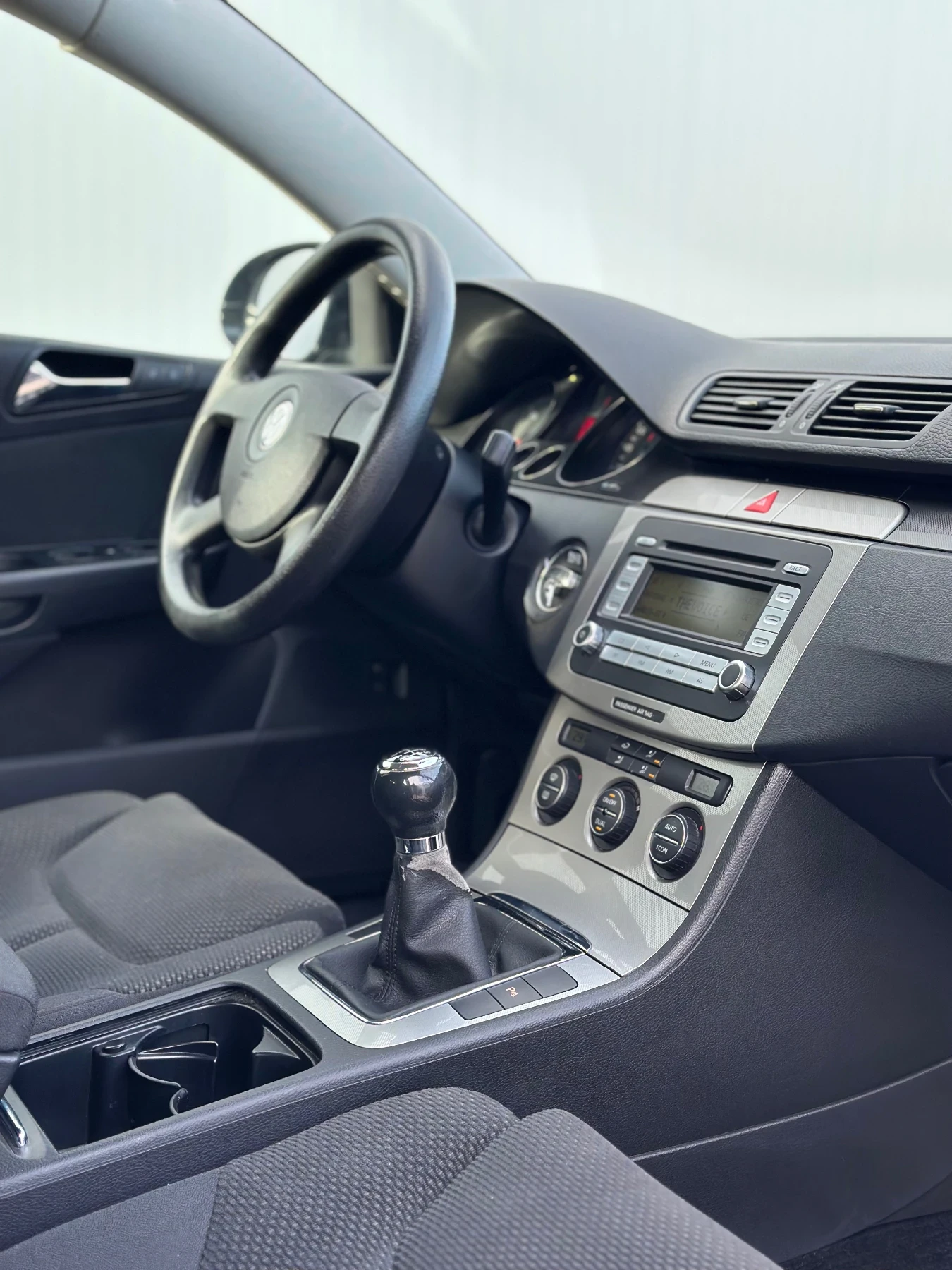 VW Passat VW Passat 2.0TDI 140�.�  | Mobile.bg � ����������� 15