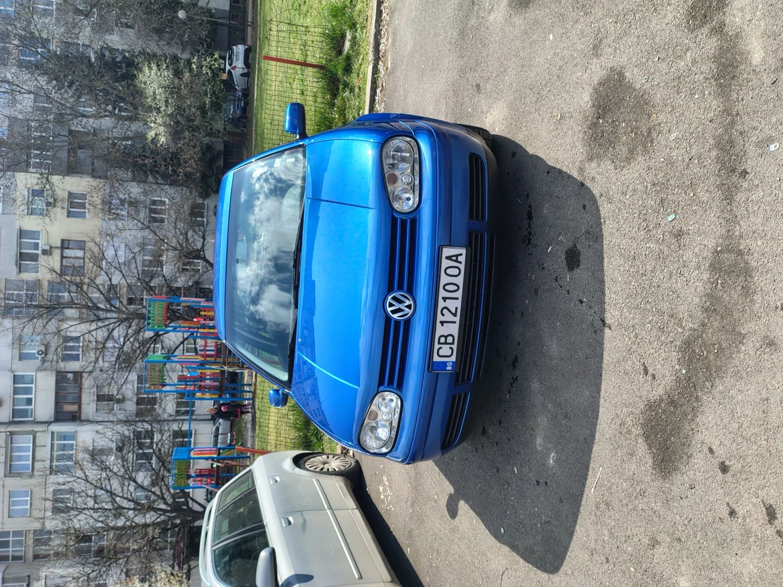 VW Golf 1.4 бензин климатроник , снимка 2 - Автомобили и джипове - 53972620