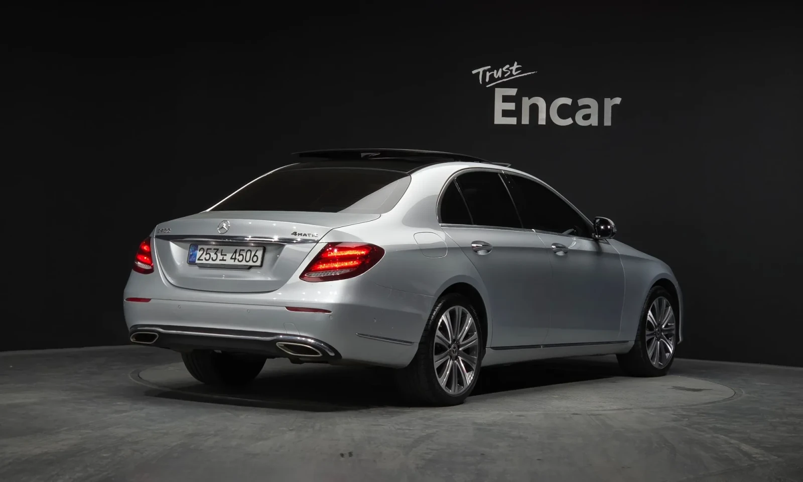 Mercedes-Benz E 400 4MATIC, Distronic, �����., 360-�. | Mobile.bg � ����������� 2