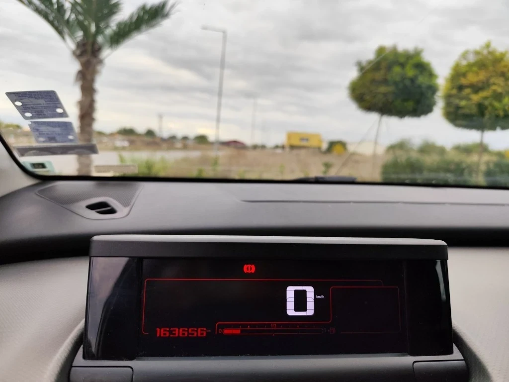Citroen C4 Cactus, снимка 7 - Автомобили и джипове - 54813189