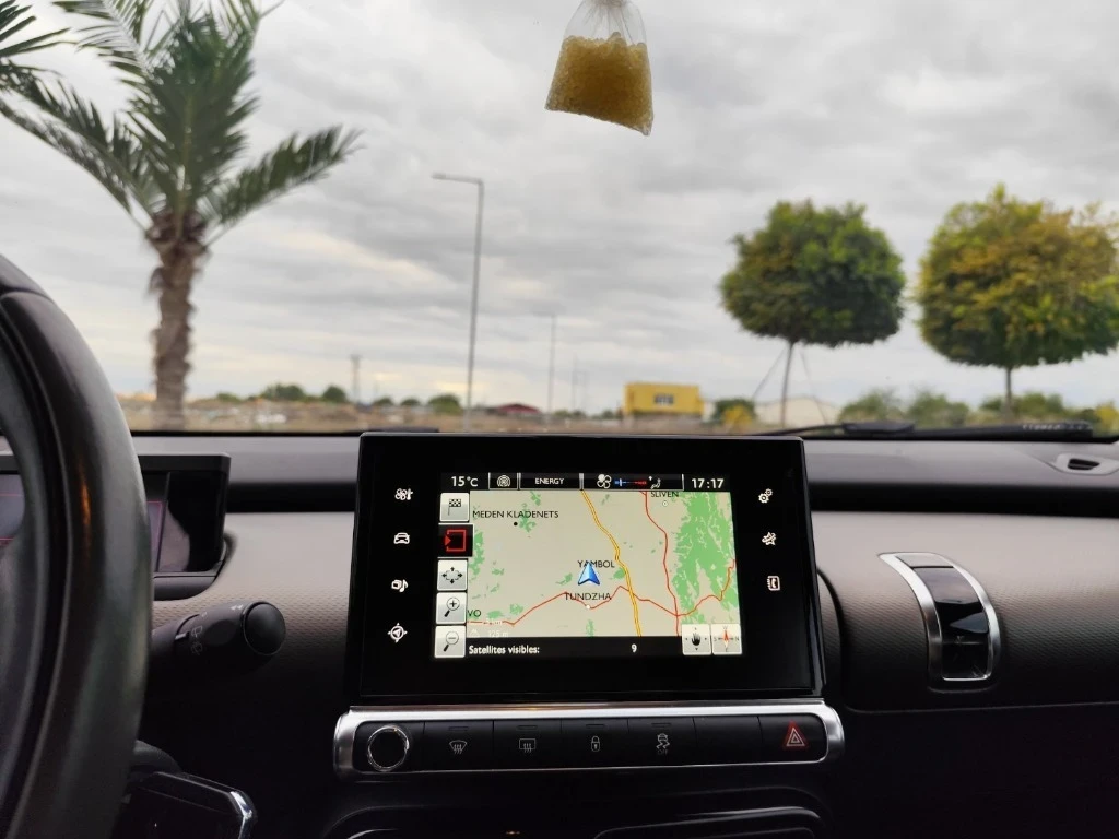 Citroen C4 Cactus, снимка 3 - Автомобили и джипове - 54813189