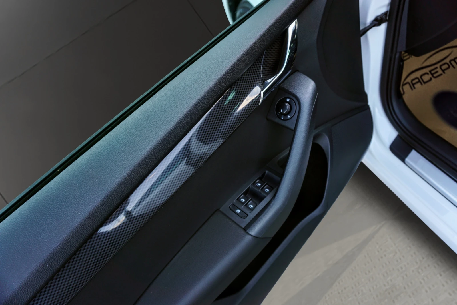Skoda Octavia 2.0TDI VRS DSG, снимка 6 - Автомобили и джипове - 55095270
