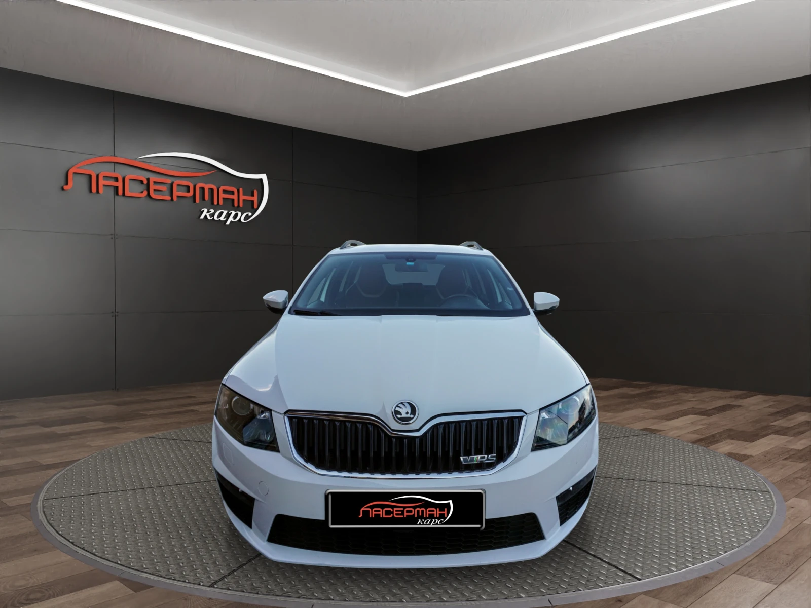 Skoda Octavia 2.0TDI VRS DSG, снимка 5 - Автомобили и джипове - 55095270