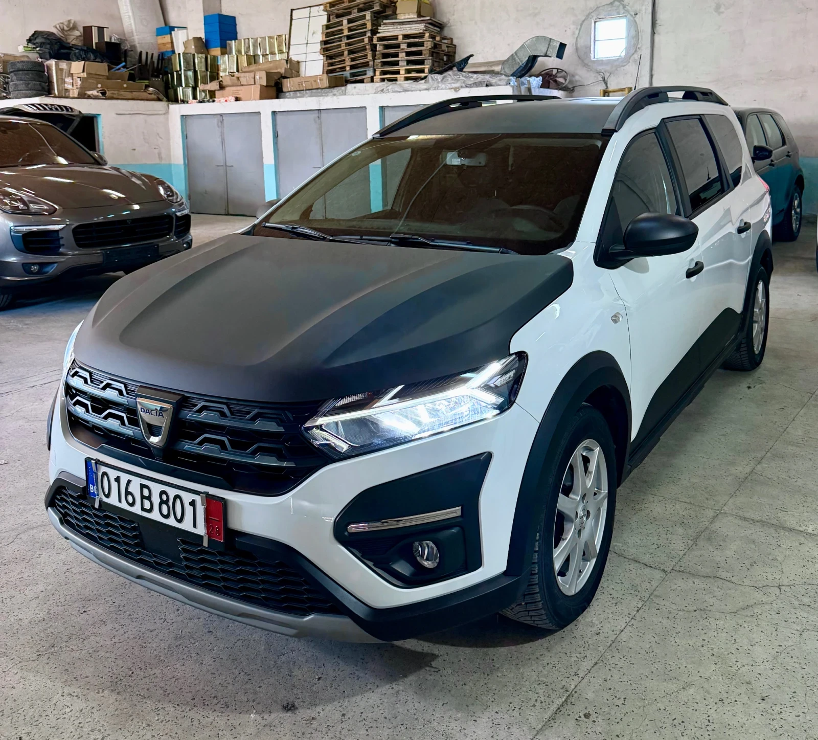 Dacia Jogger TCe* ГАЗ* 2022г.* 81000км.Сервизна История