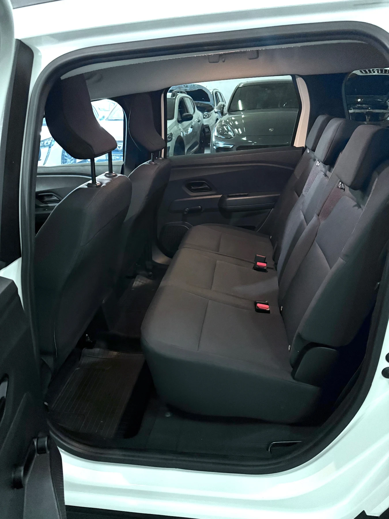 Dacia Jogger TCe* ���* 2022�.* 81000��.�������� ������� | Mobile.bg � ����������� 12