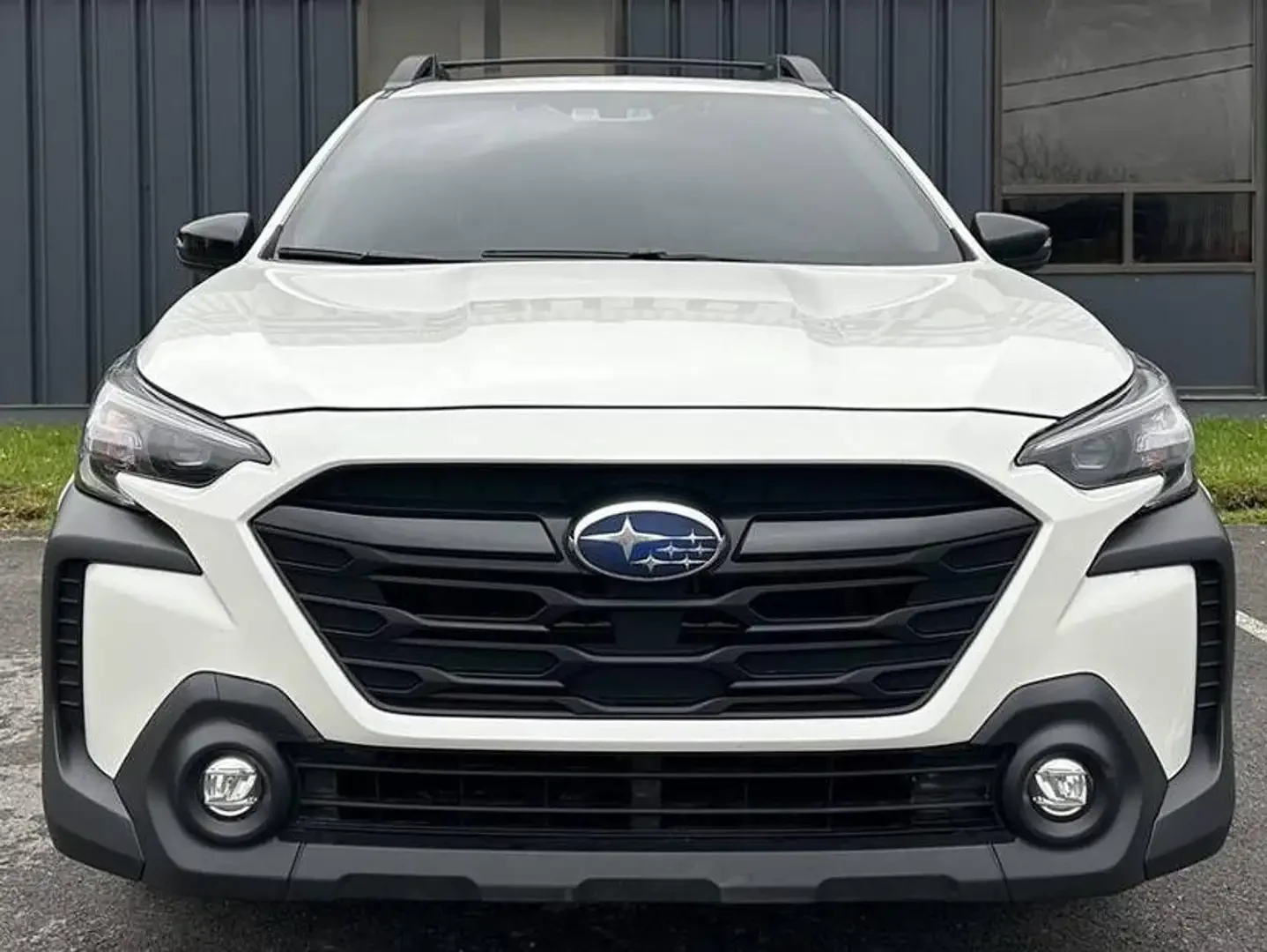 Subaru Outback XT* Onyx Edition* Цена до БГ, снимка 2 - Автомобили и джипове - 55439442