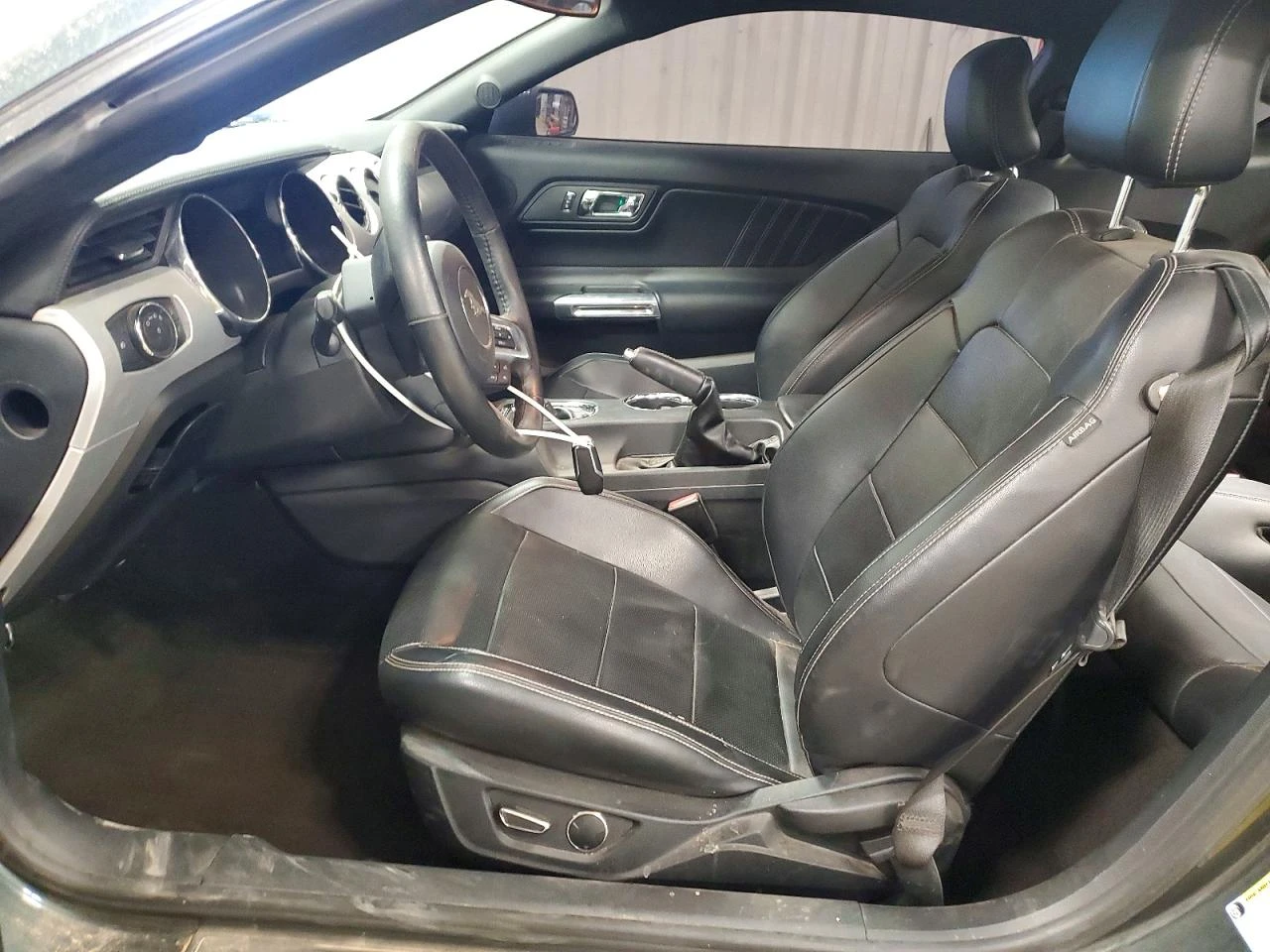 Ford Mustang 5.0l Gt, снимка 7 - Автомобили и джипове - 55580391