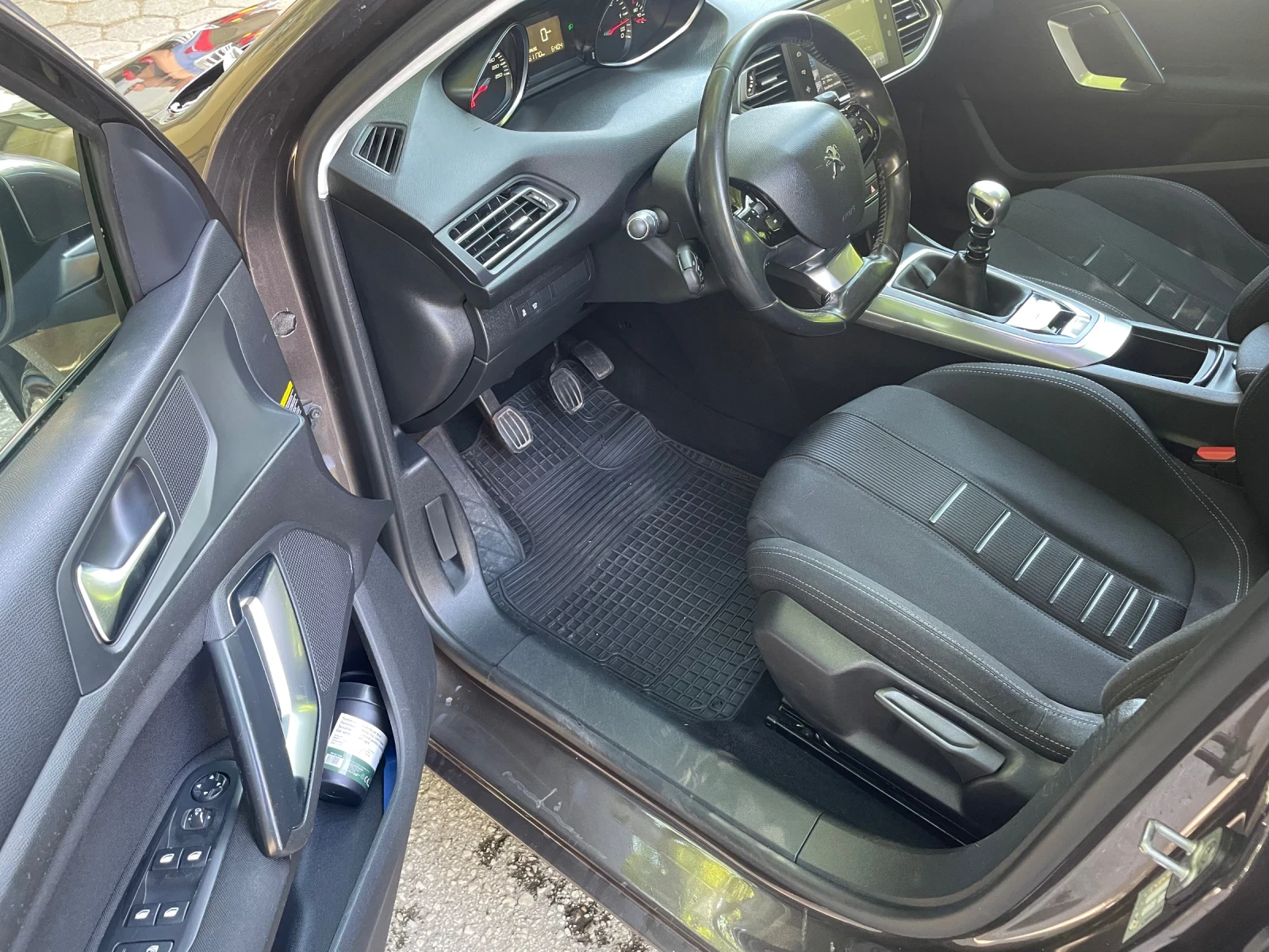 Peugeot 308, снимка 9 - Автомобили и джипове - 55619006