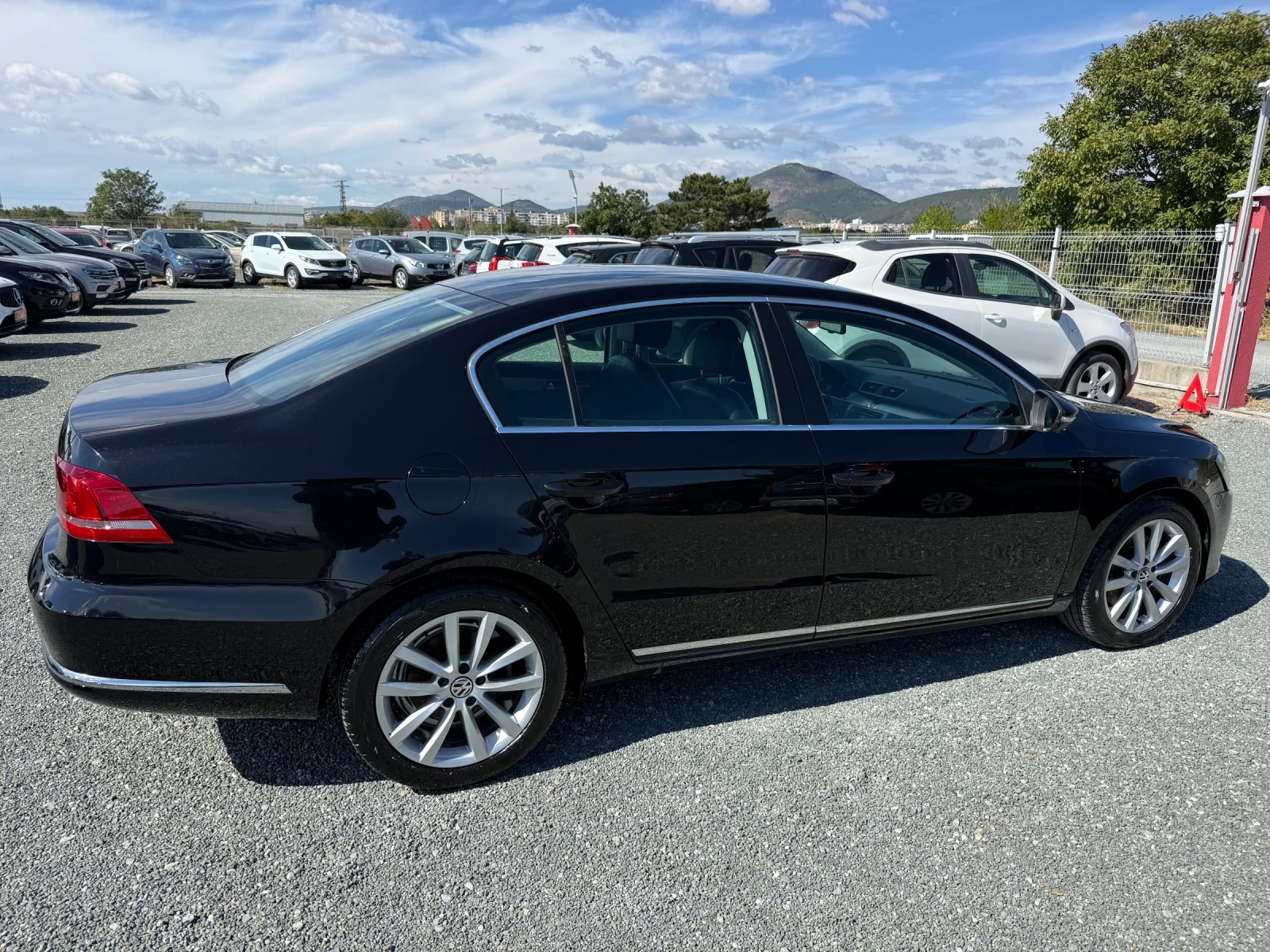 VW Passat (KATO НОВА), снимка 5 - Автомобили и джипове - 56272306