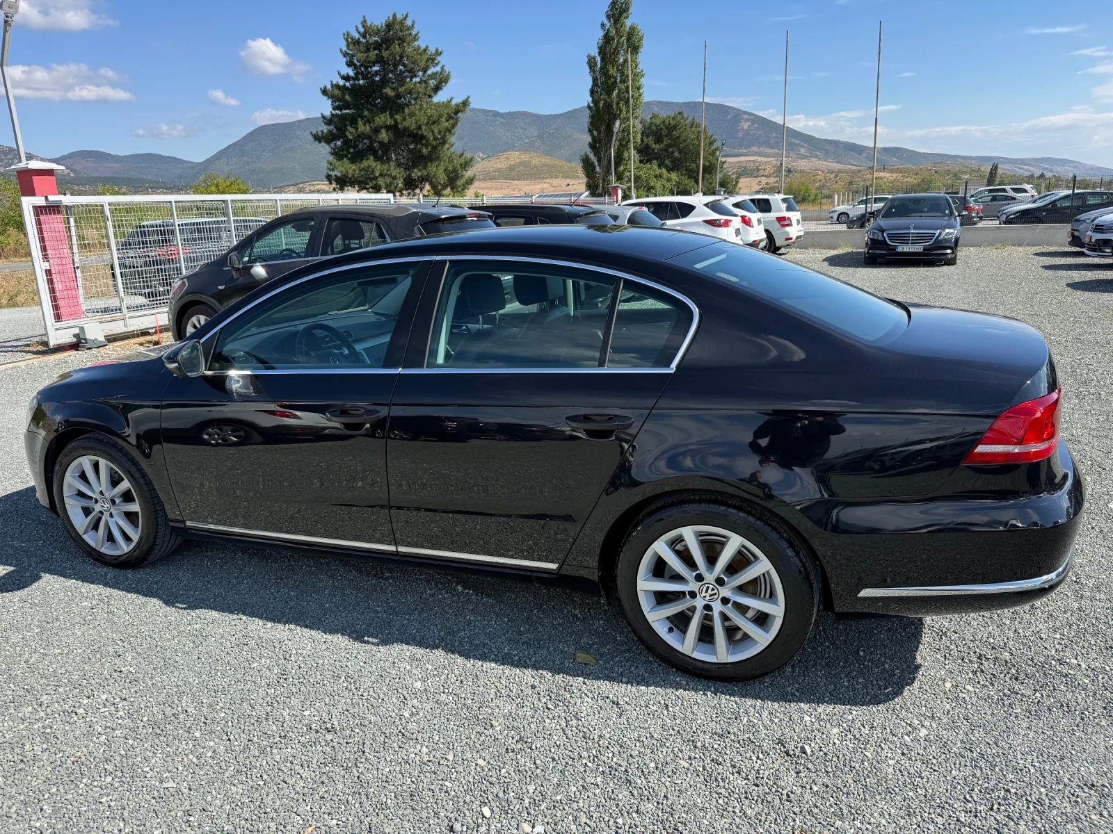 VW Passat (KATO НОВА), снимка 9 - Автомобили и джипове - 56272306