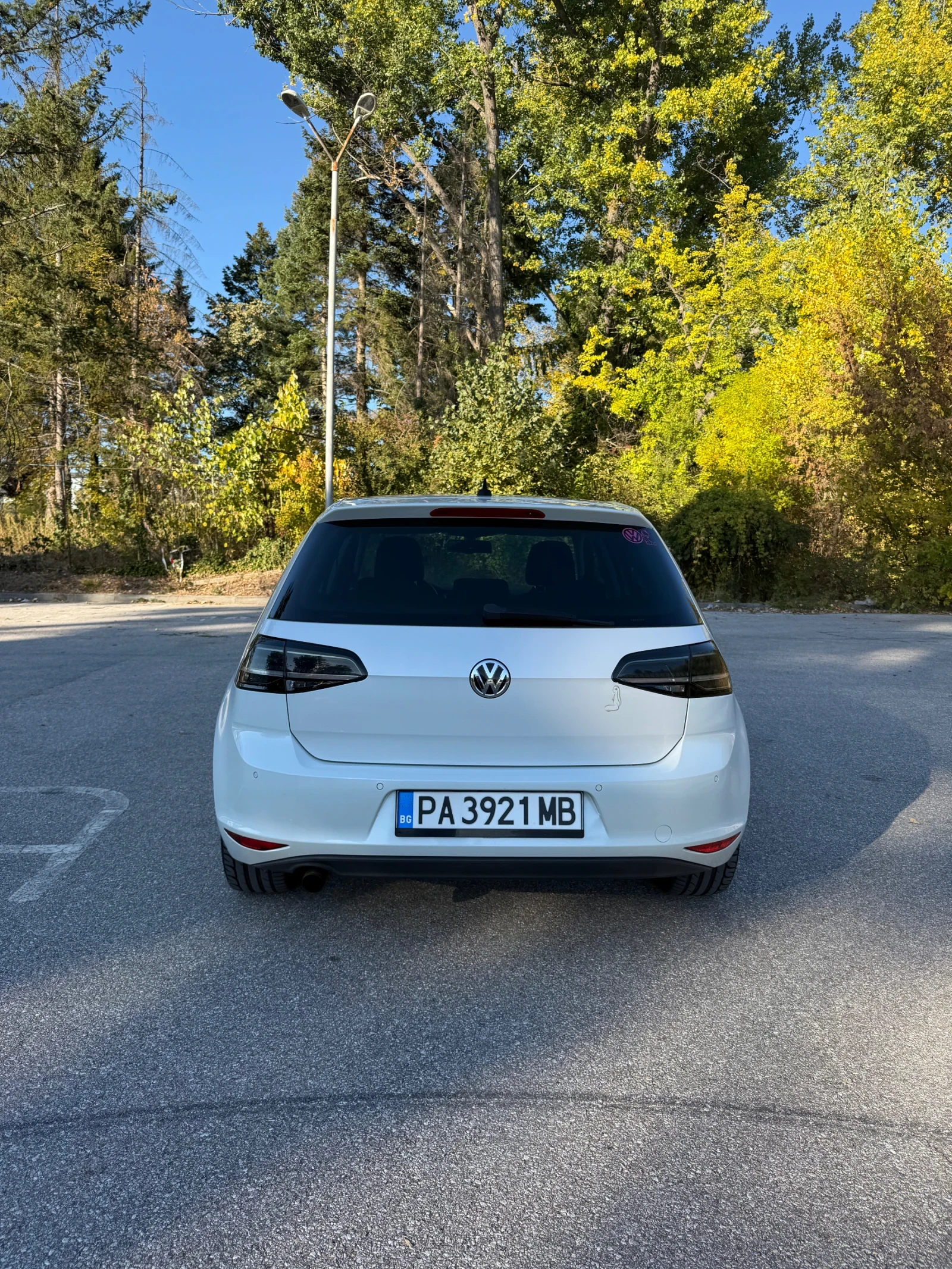 VW Golf 1.2 TSI, снимка 5 - Автомобили и джипове - 56376015