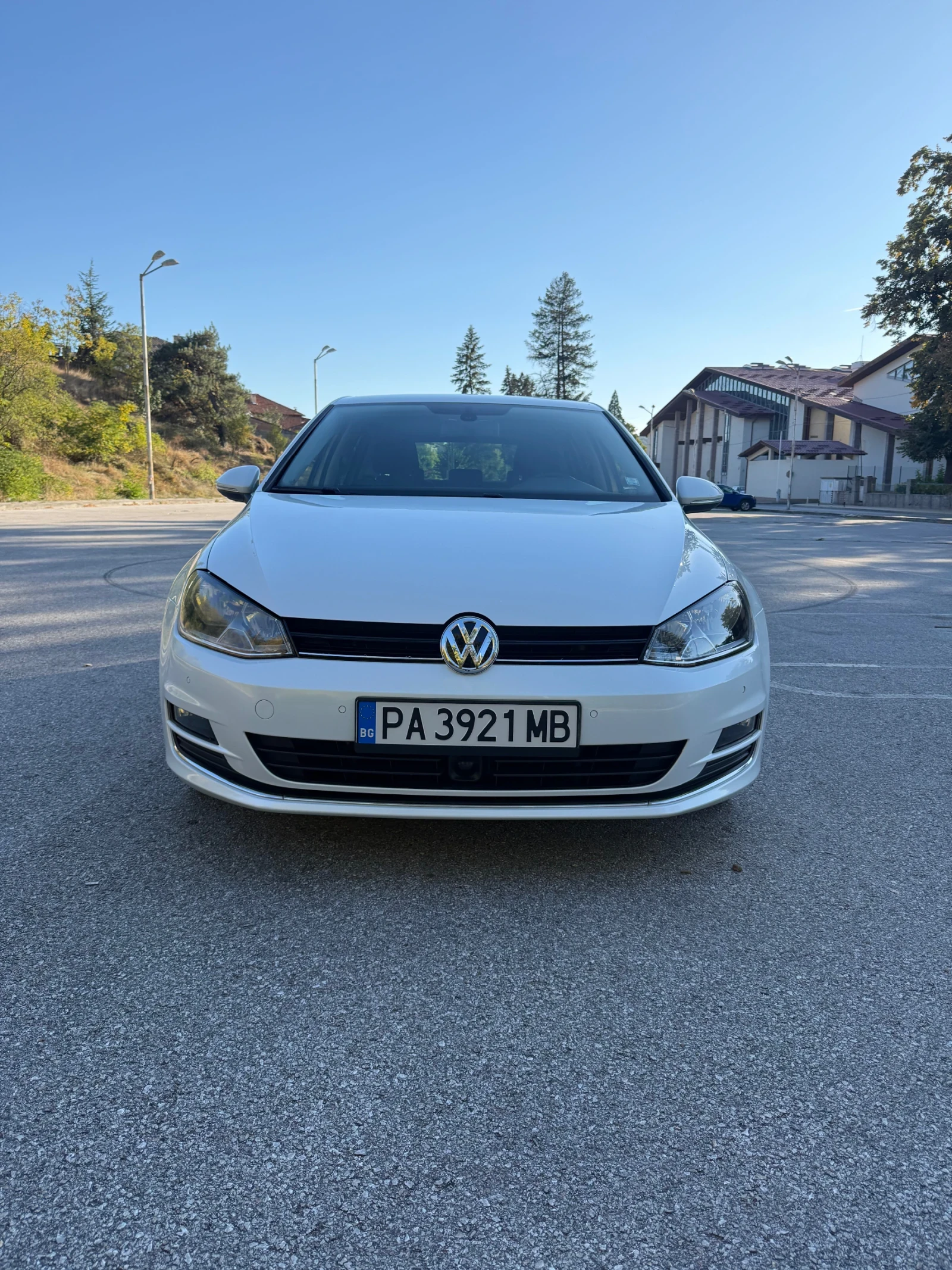 VW Golf 1.2 TSI, снимка 2 - Автомобили и джипове - 56376015