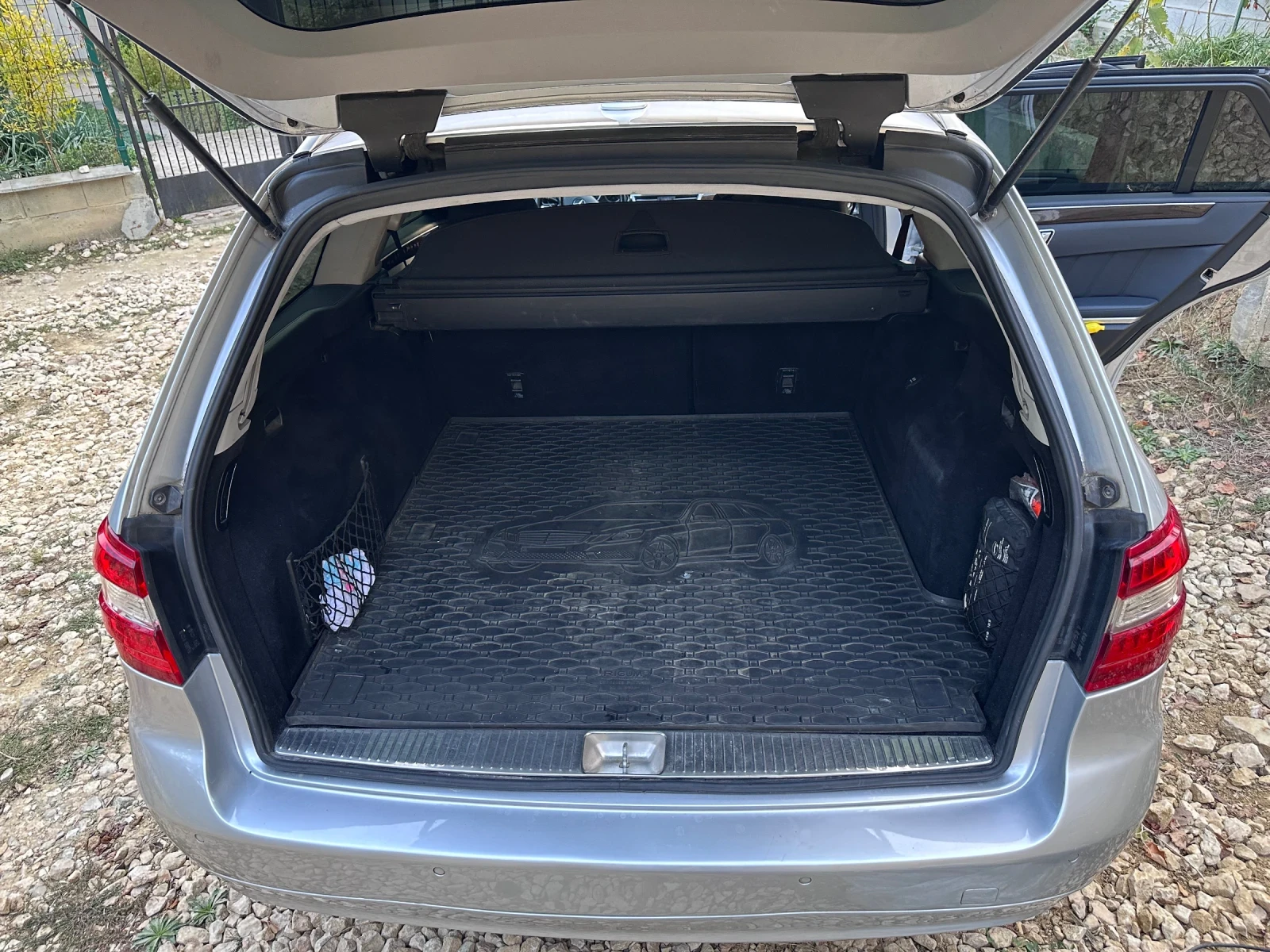 Mercedes-Benz E 220 CARPLAY/ ANDROID/REARVIEW | Mobile.bg � ����������� 17