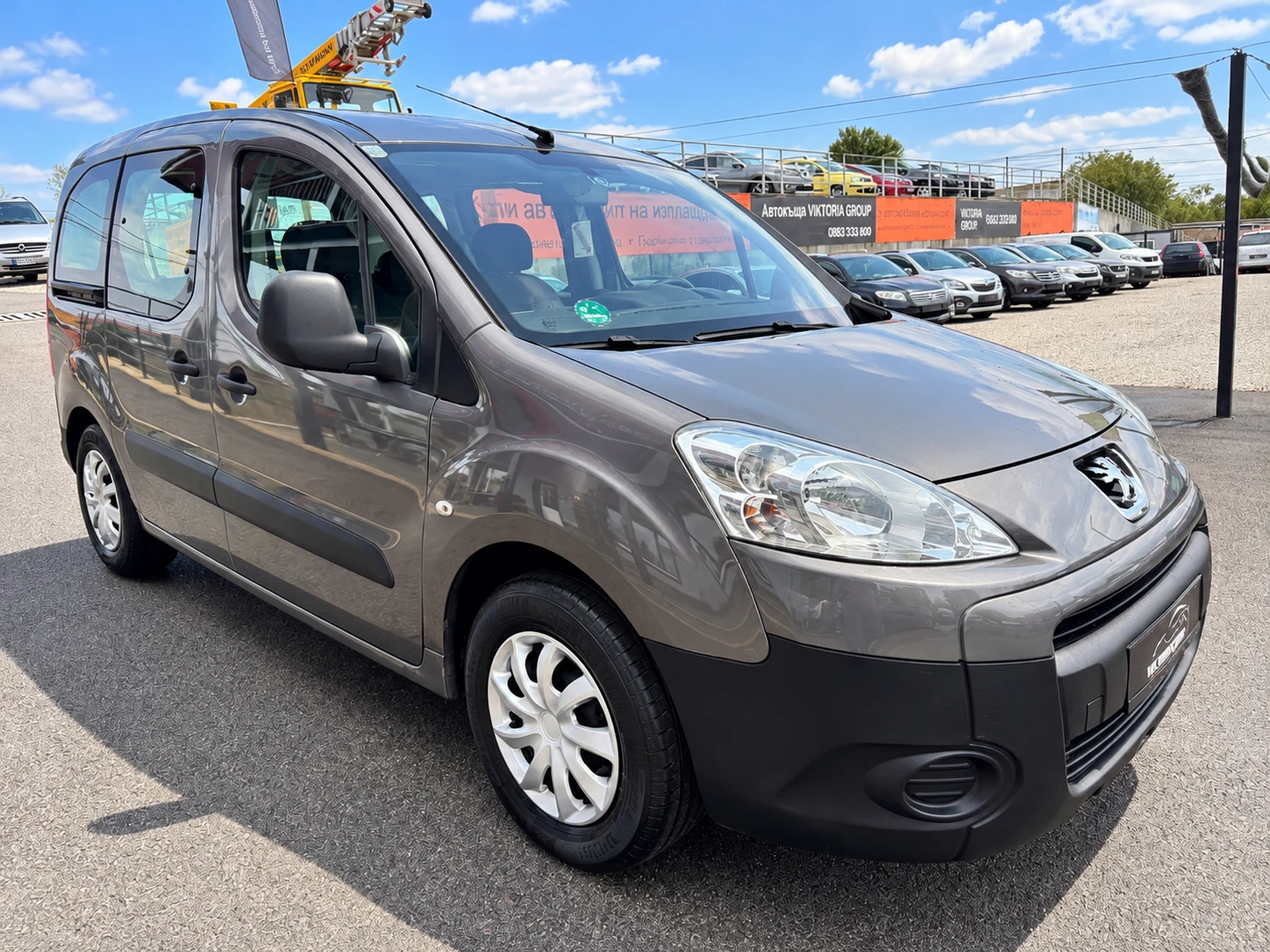 Peugeot Partner 1.6I НОВ ВНОС , снимка 3 - Автомобили и джипове - 56747073