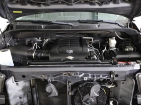 Toyota Sequoia TRD SPORT * * 4WD* * СЕРВИЗНА ИСТОРИЯ * * , снимка 17
