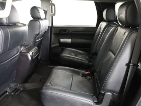Toyota Sequoia TRD SPORT * * 4WD* * СЕРВИЗНА ИСТОРИЯ * * , снимка 13