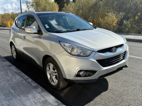 Обява за продажба на Hyundai IX35 2.0 CRDI 184 к.с. 4WD Автоматик Панорама KeylessGo ~15 000 лв. - изображение 1 | Auto.bg Обява за продажба на Hyundai IX35 2.0 CRDI 184 к.с. 4WD Автоматик Панорама KeylessGo ~15 000 лв. - изображение 1