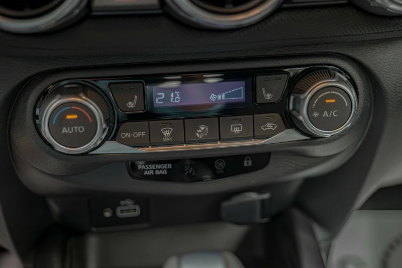 Nissan Juke 1.0DIG-T 7DCT/Lane Assist/FullLed/Navi/Камера/Подг, снимка 12 - Автомобили и джипове - 50690714