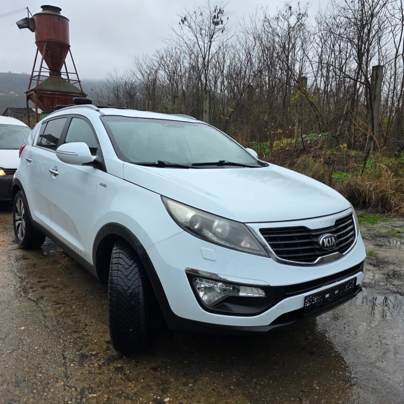 Kia Sportage 2.0 4x4 KOJA NAVI XENON PODGREV FULL TOP, снимка 8 - Автомобили и джипове - 52683837