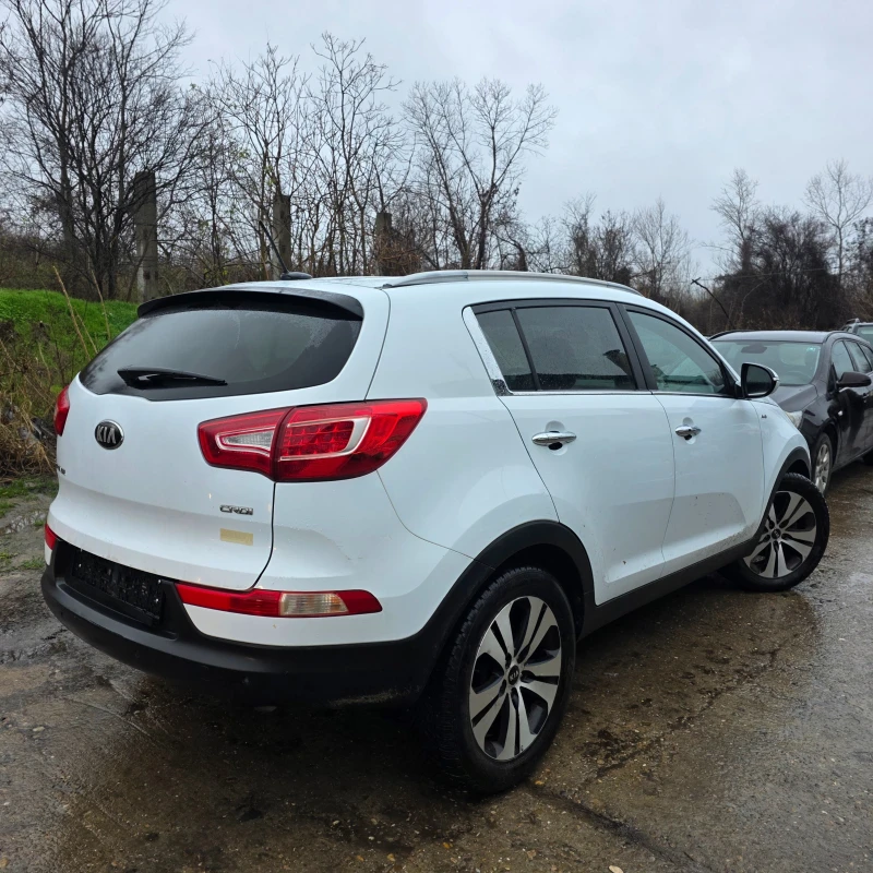 Kia Sportage 2.0 4x4 KOJA NAVI XENON PODGREV FULL TOP, снимка 6 - Автомобили и джипове - 52683837