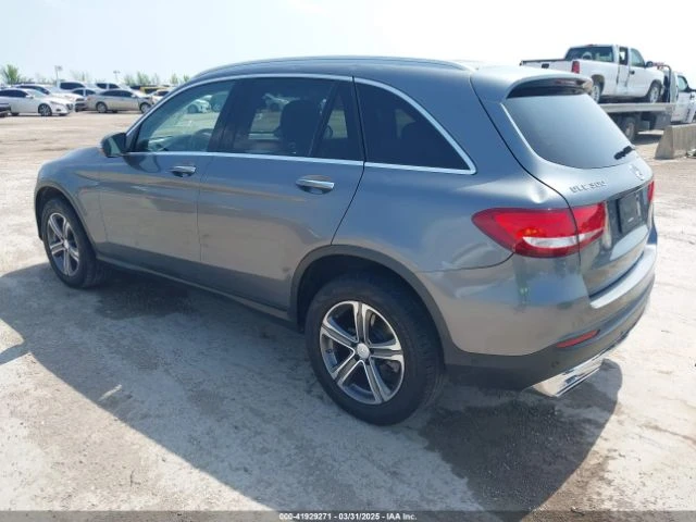 Mercedes-Benz GLC 300 ПОДГРЕВ* КАМЕРА* КЕЙЛЕС* LANE* ASSIST - изображение 4